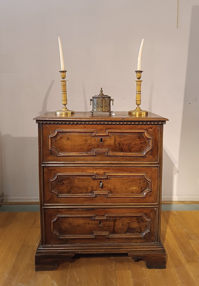 End Of 17th Century Louis XIV Walnut Chest -photo-6