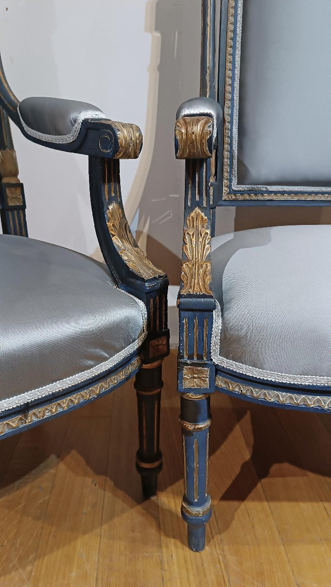 Late 18th Century Pair Of Neoclassical Armchairs -photo-4