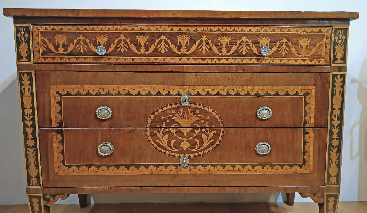 COMMODE NÉOCLASSIQUE MARQUETÉE DE LA FIN DU 18ème SIÈCLE-photo-3