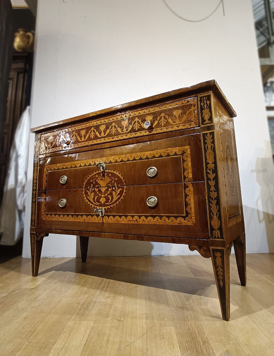 COMMODE NÉOCLASSIQUE MARQUETÉE DE LA FIN DU 18ème SIÈCLE-photo-7
