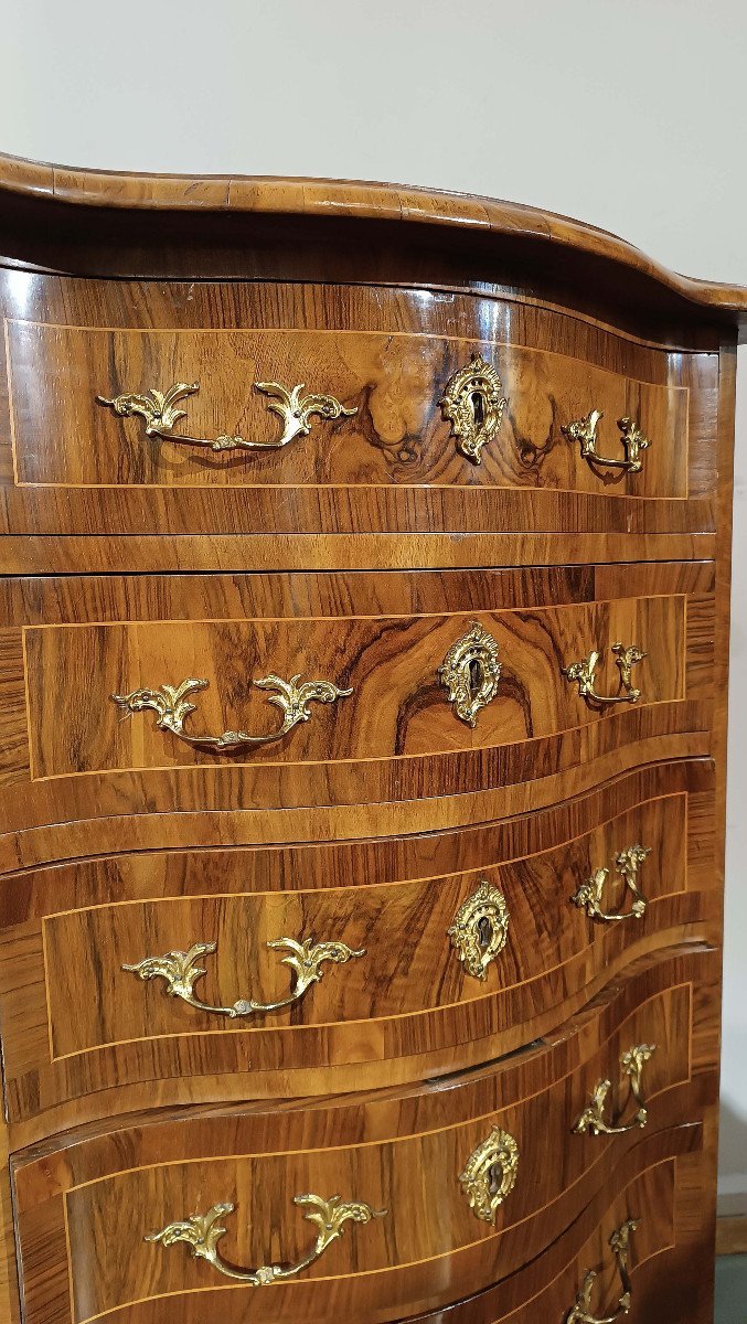  First Half Of The 19th Century Small Walnut Chest Of Drawers-photo-2