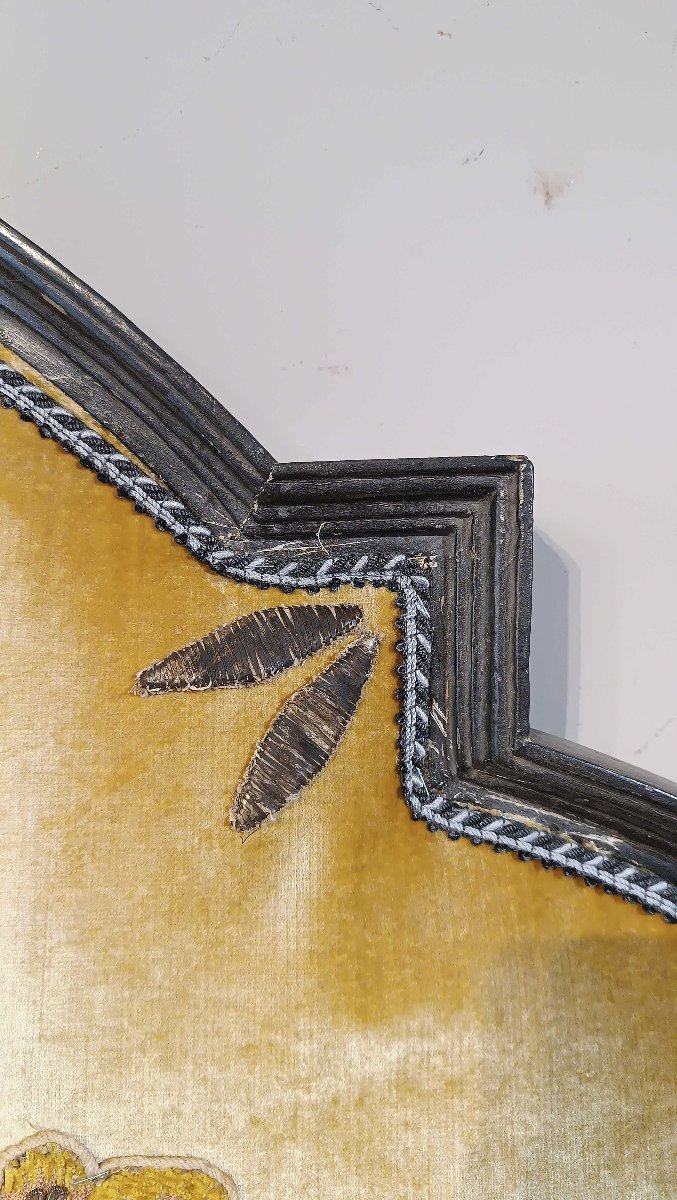 TÊTE DE LIT DOUBLE AVEC BRODERIE MILIEU DU 18ème SIÈCLE-photo-4