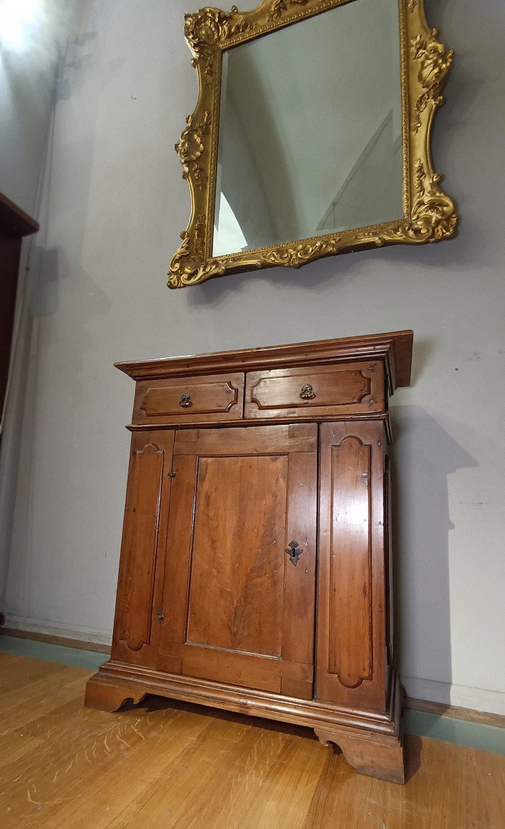 PETITE COMMODE EN NOYER BLONDE DÉBUT DU 17ème SIÈCLE-photo-7