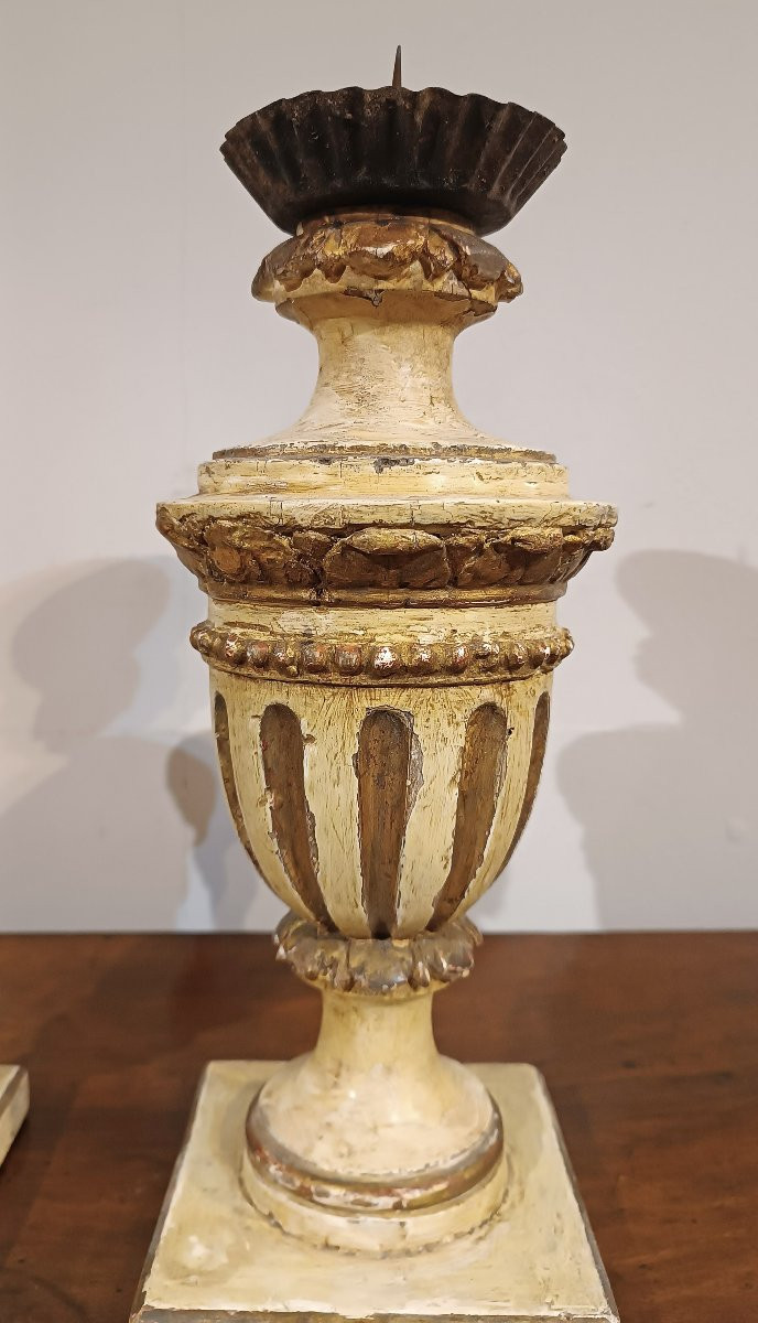 PAIRE DE CANDÉLABRES LAQUÉS ET DORÉS SECONDE MOITIÉ DU 18ème SIÈCLE-photo-3