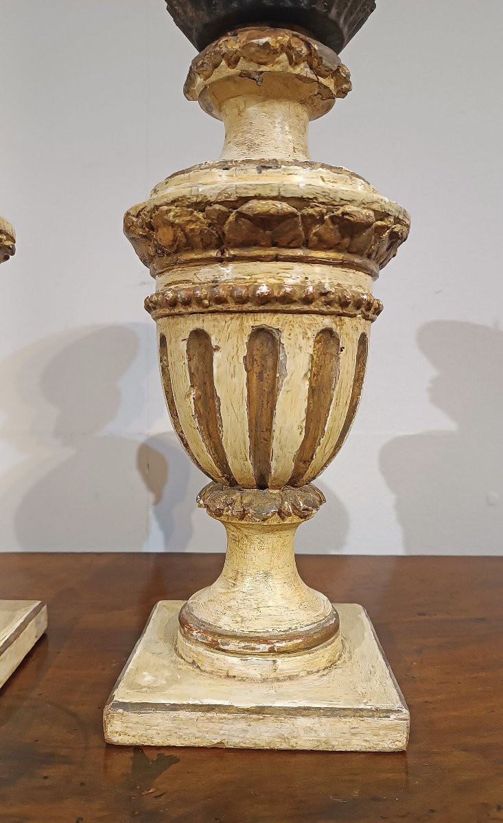 PAIRE DE CANDÉLABRES LAQUÉS ET DORÉS SECONDE MOITIÉ DU 18ème SIÈCLE-photo-4