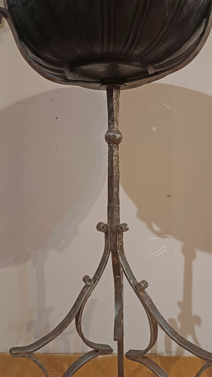 17th Century Handwash Basin With Stand-photo-2