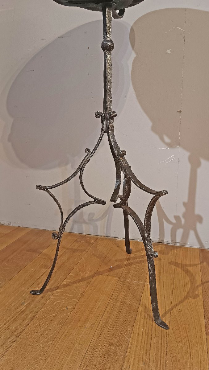 17th Century Handwash Basin With Stand-photo-3