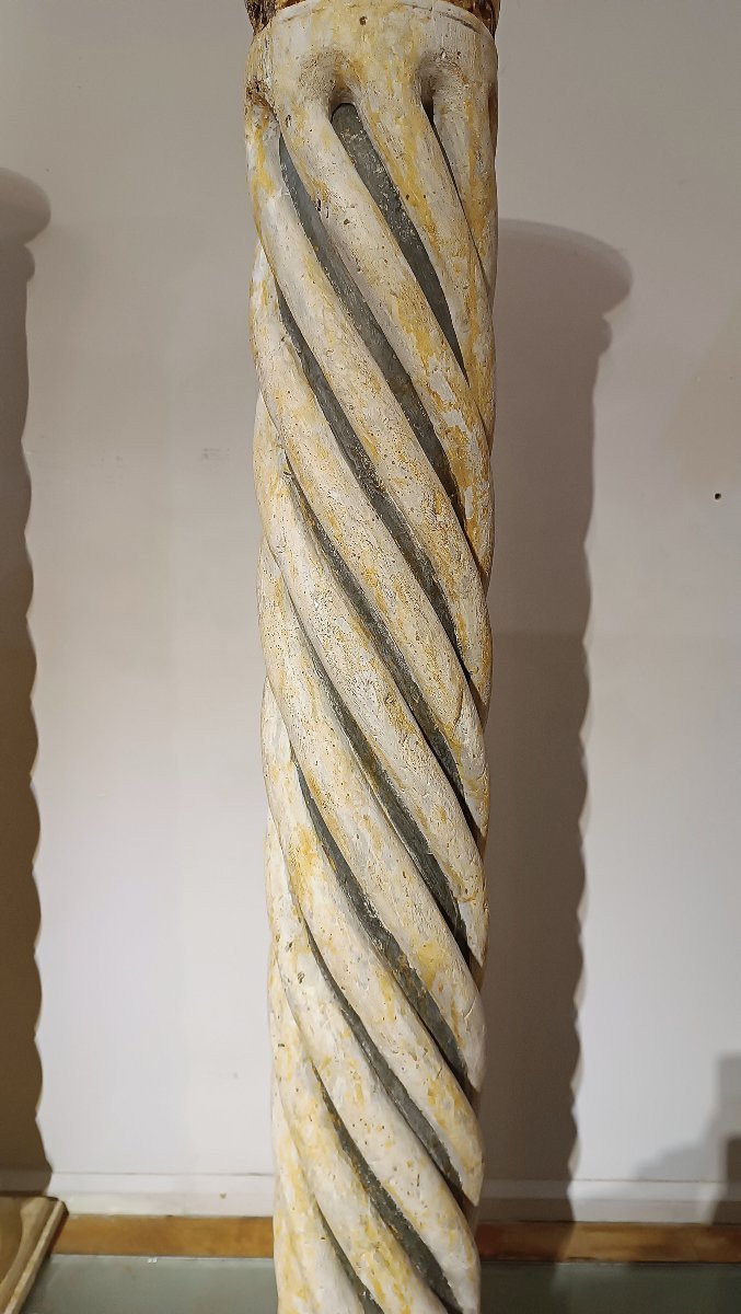18th Century Pair Of Painted Wood Twisted Columns-photo-5