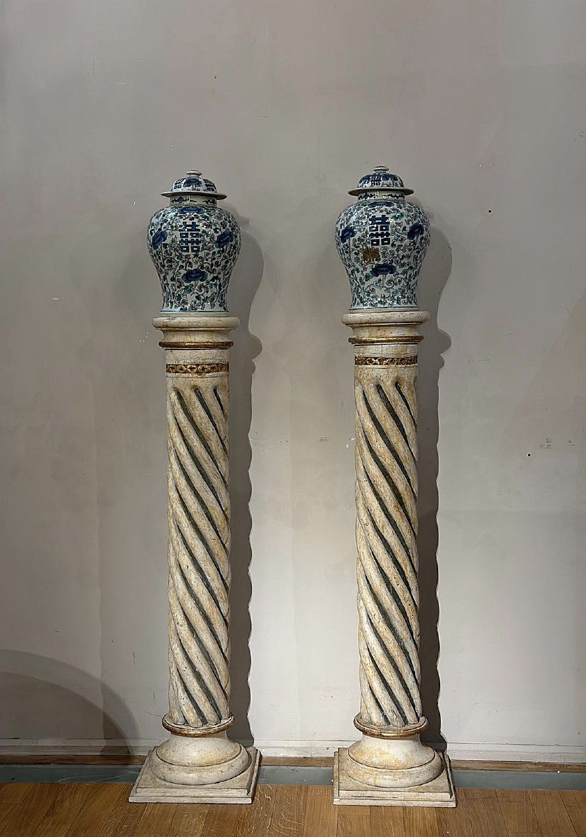 18th Century Pair Of Painted Wood Twisted Columns-photo-6
