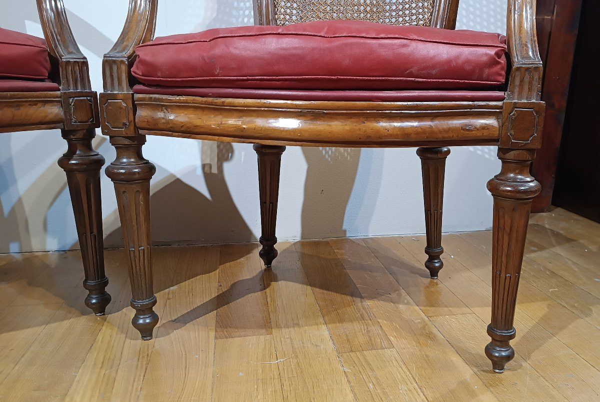 PAIRE DE FAUTEUILS NÉOCLASSIQUES FIN DU 18ème SIÈCLE-photo-2