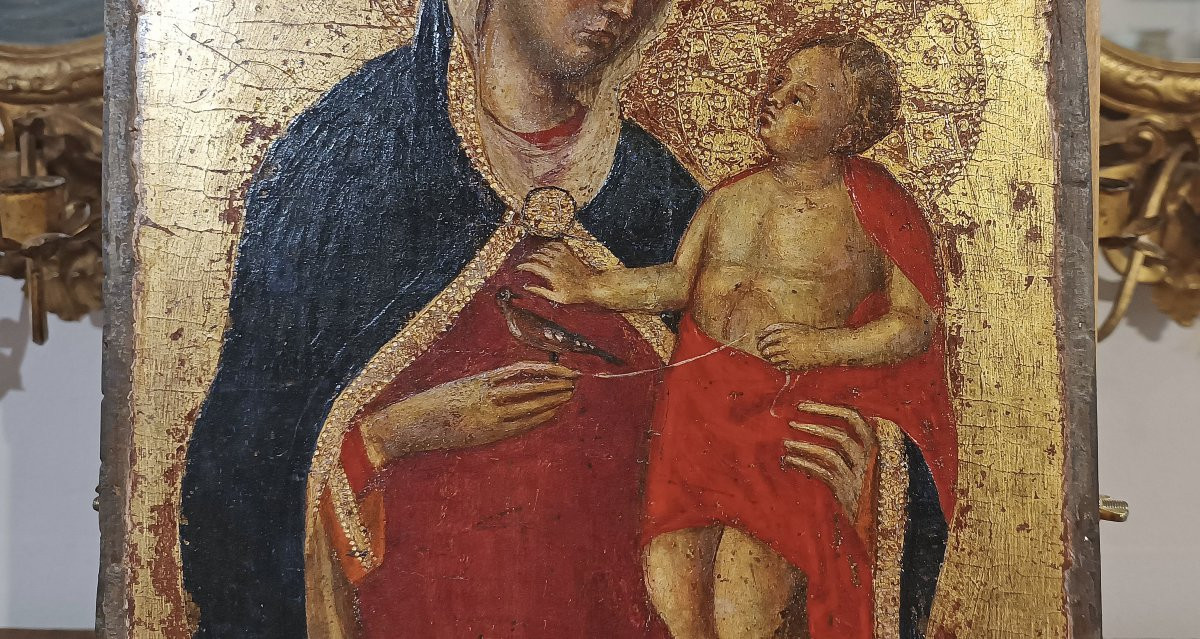 Early 15th Century Painting With Madonna And Child On A Gold Ground-photo-4