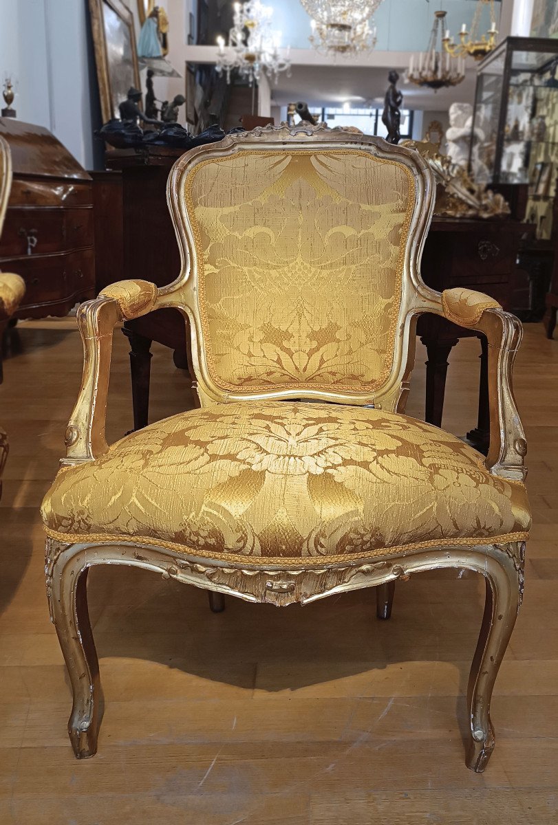 First Half Of The 19th Century Pair Of Gold Armchairs In Neoclassical Style-photo-3