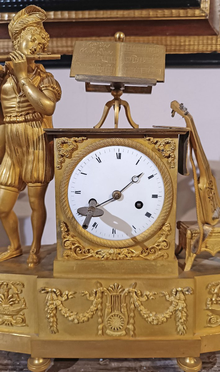 HORLOGE NÉOCLASSIQUE DORÉE FIN DU 18ème SIÈCLE-photo-4