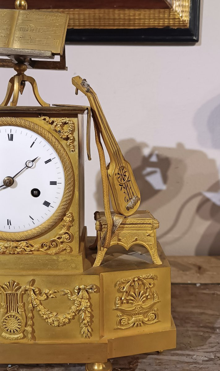 HORLOGE NÉOCLASSIQUE DORÉE FIN DU 18ème SIÈCLE-photo-5