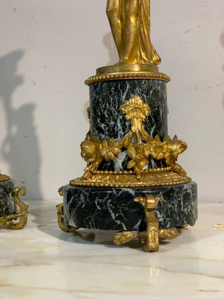 Mid 19th Century Pair Of Candelabra With Vestals -photo-4