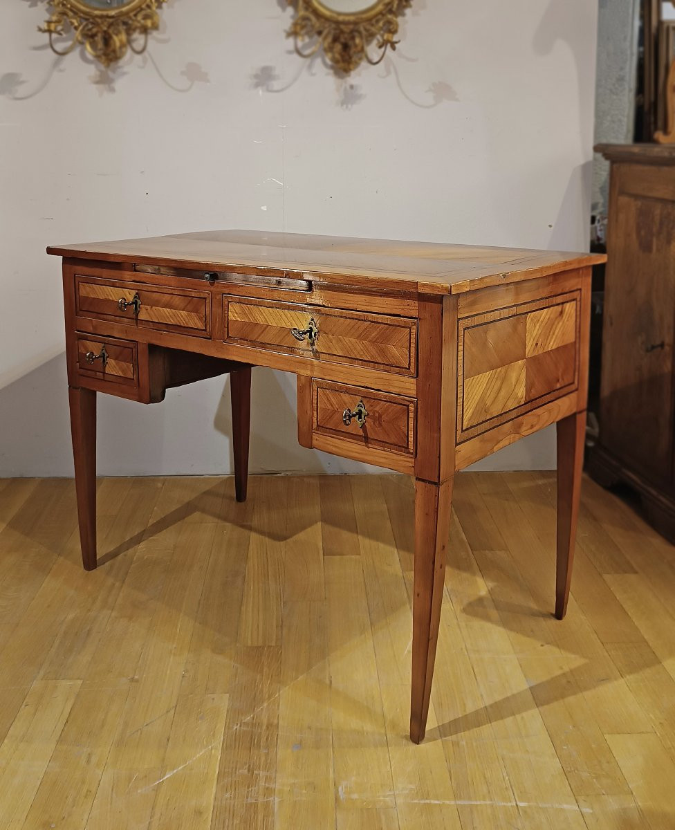 Second Half Of The 18th Century Louis XVI Cherry Writing Desk-photo-2