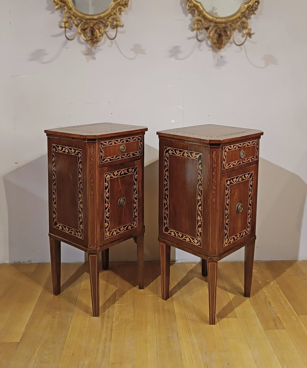 Second Half Of The 18th Century Pair Of Louis XVI Inlaid Bedside Tables-photo-3