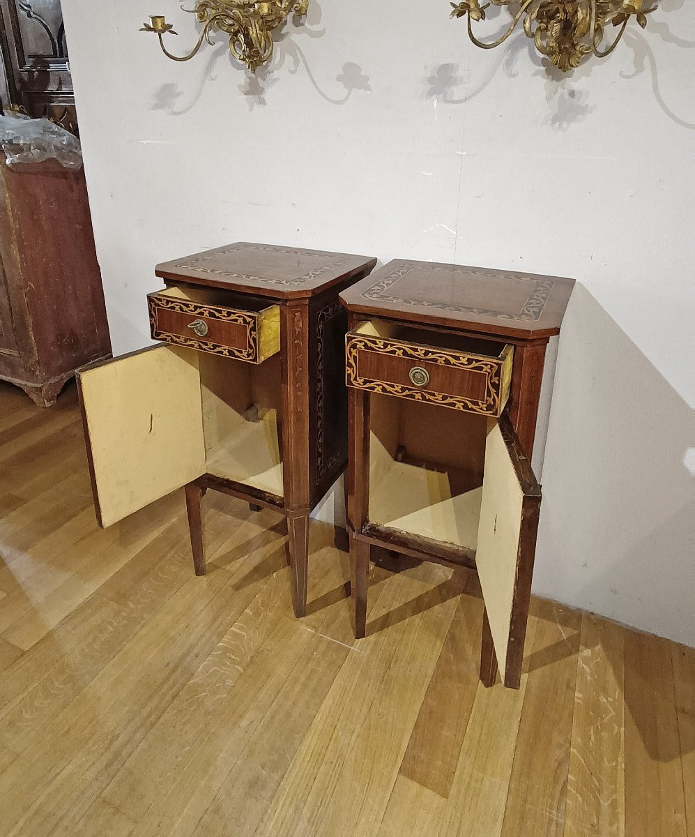Second Half Of The 18th Century Pair Of Louis XVI Inlaid Bedside Tables-photo-1