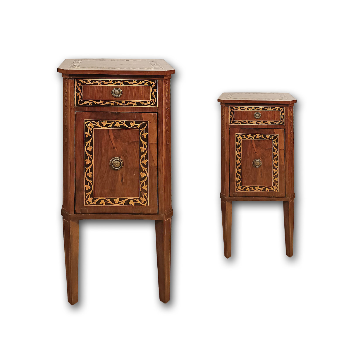 Second Half Of The 18th Century Pair Of Louis XVI Inlaid Bedside Tables