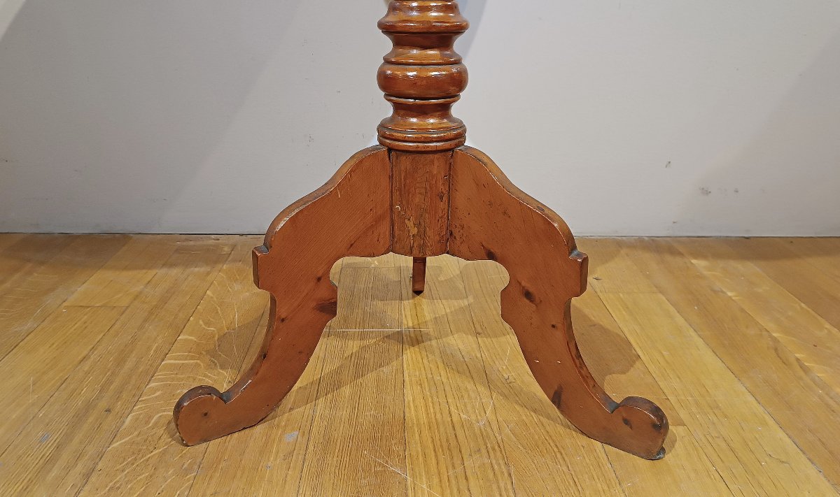 Mid-19th Century Round Cypress Coffee Table-photo-2