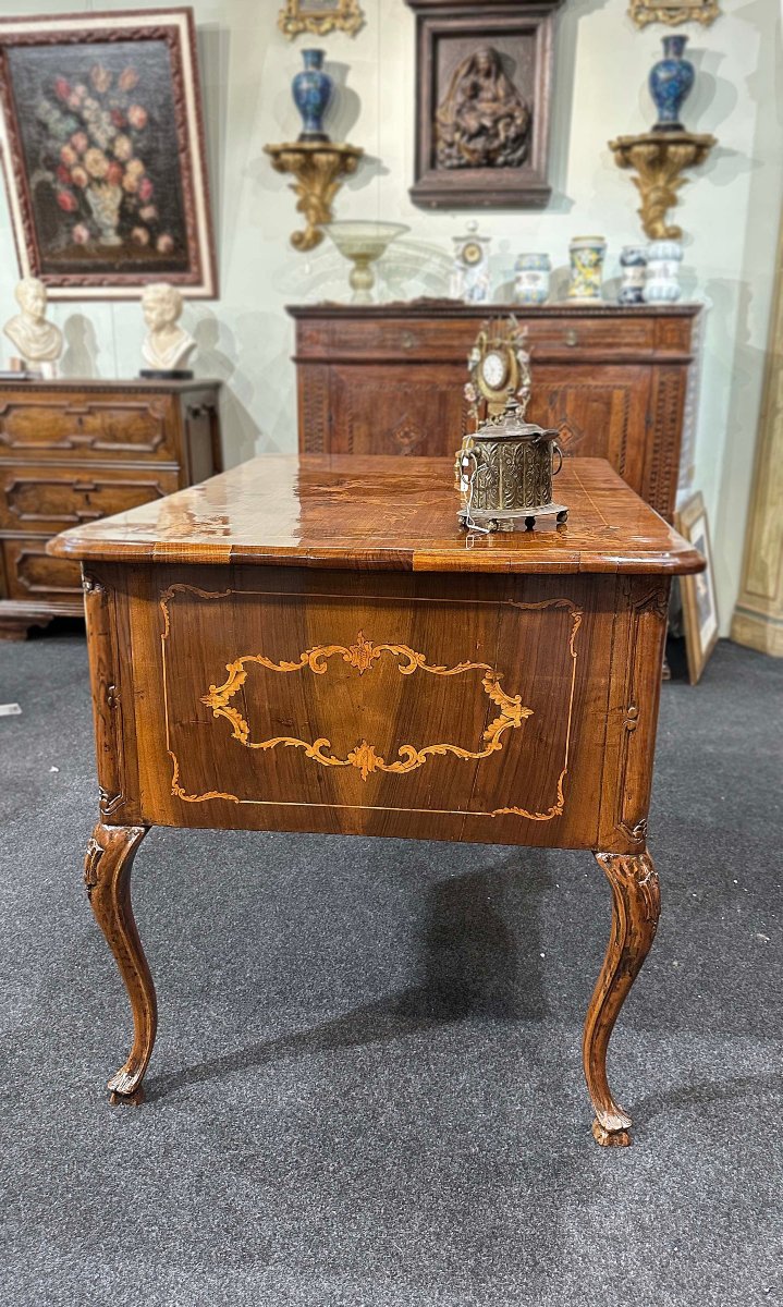 BUREAU LOUIS XV A MARQUETERIE MILIEU DU 18ème SIECLE-photo-2
