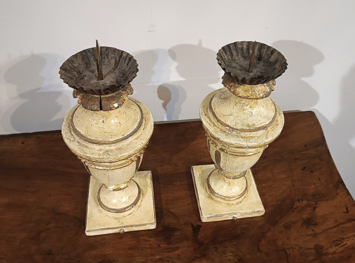 PAIRE DE CANDÉLABRES LAQUÉS ET DORÉS SECONDE MOITIÉ DU 18ème SIÈCLE-photo-4