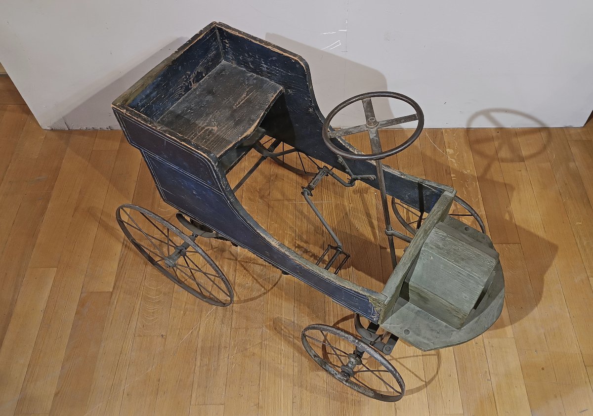 Early 20th Century Toy Car-photo-2