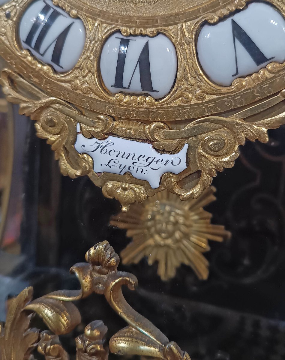 Mid-19th Century Louis XV Style Clock In Gilt Bronze And Inlays-photo-3