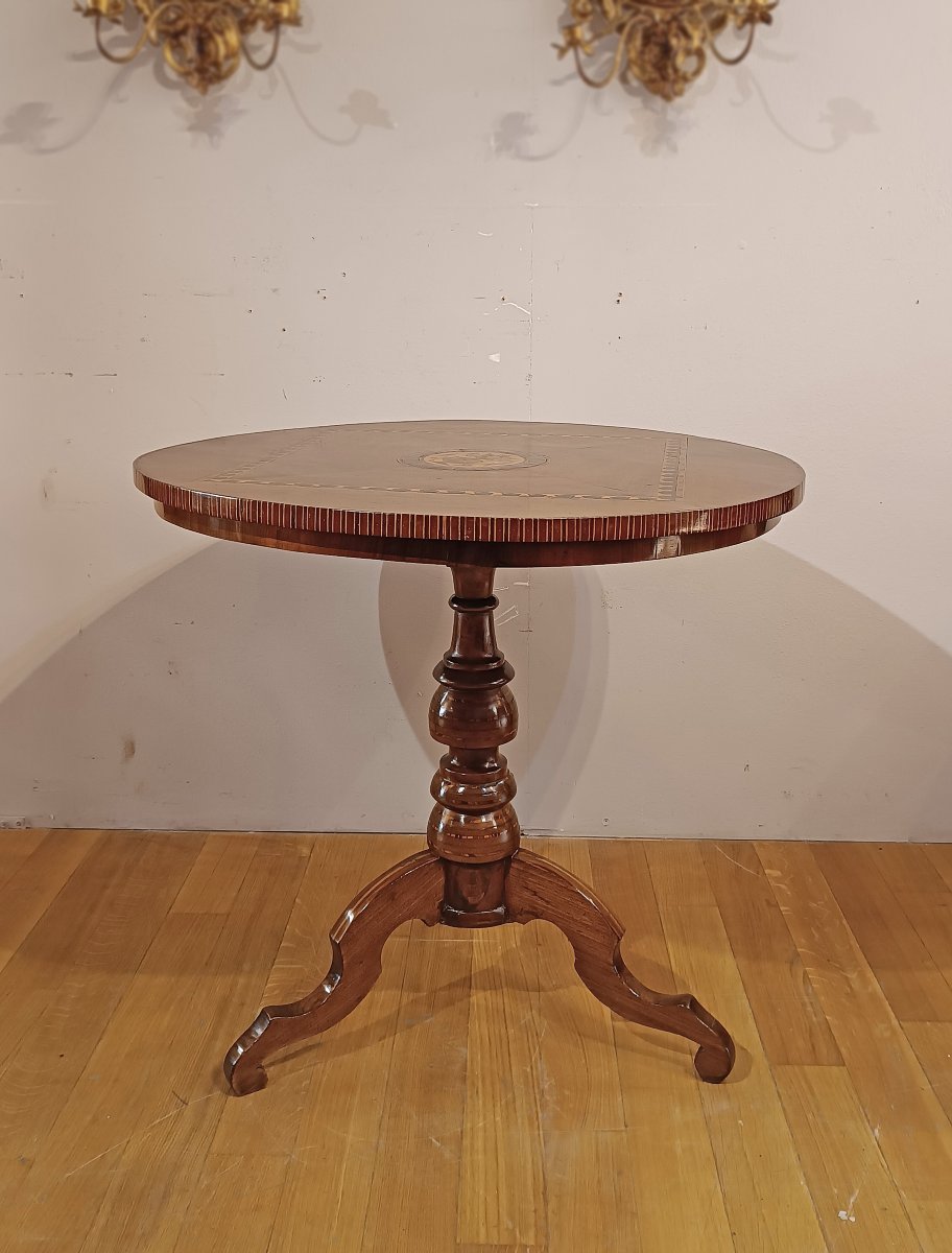 Mid-19th Century Round Coffee Table With Inlays-photo-2