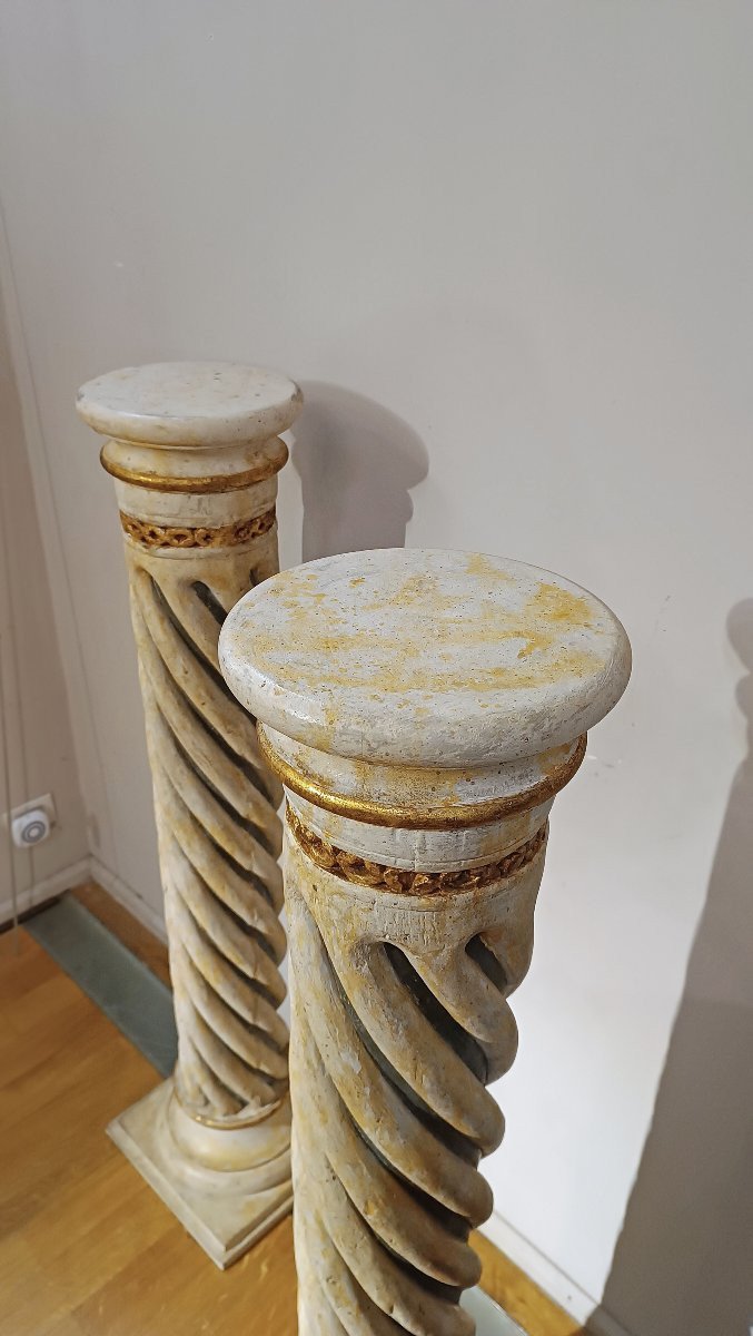 PAIRE DE COLONNES TORSIVES EN BOIS PEINT 18ème SIÈCLE-photo-4
