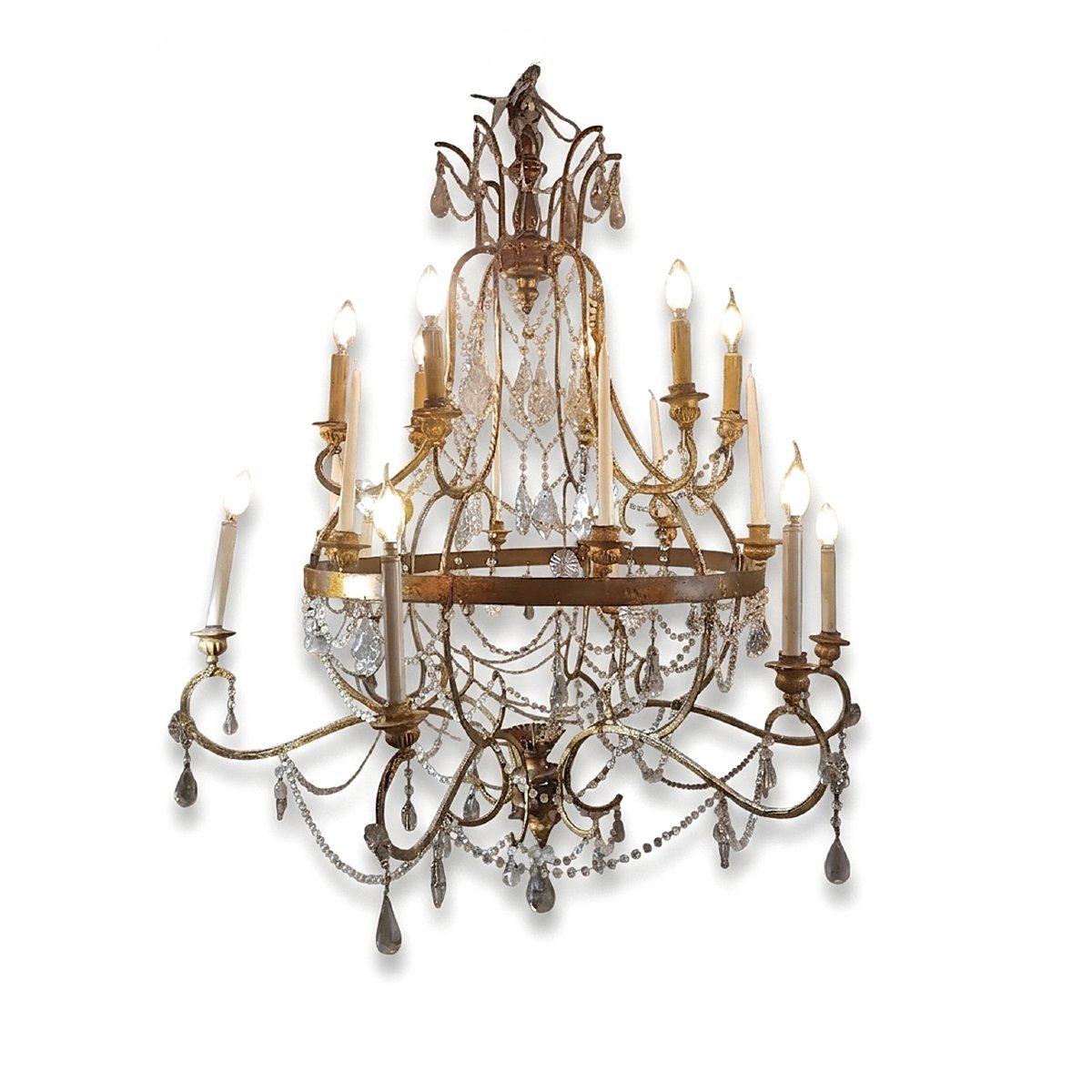 LUSTRE LOUIS XV EN FER DORÉ ET CRISTAUX MILIEU DU 18ème SIÈCLE