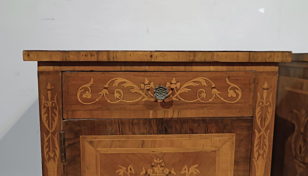 PAIRE DE TABLES DE CHEVET TOSCANE NÉOCLASSIQUE FIN DU 18ème SIÈCLE-photo-2