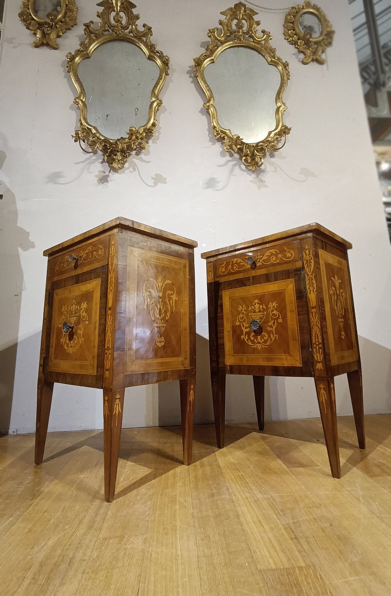 PAIRE DE TABLES DE CHEVET TOSCANE NÉOCLASSIQUE FIN DU 18ème SIÈCLE-photo-8