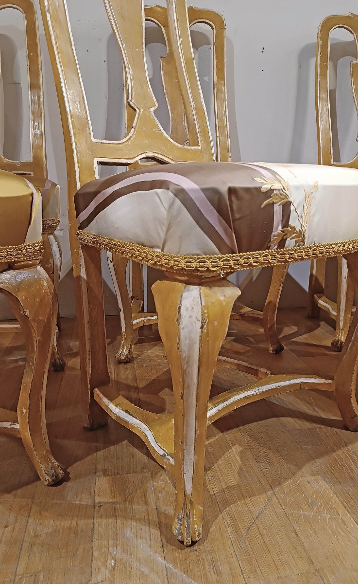 Mid-18th Century Six Louis XV Chairs In Painted Wood-photo-3