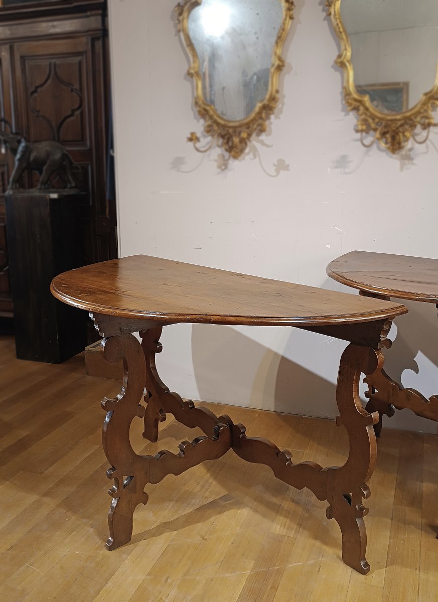 Late 17th Century Pair Of Louis XIV Walnut Console Tables-photo-8