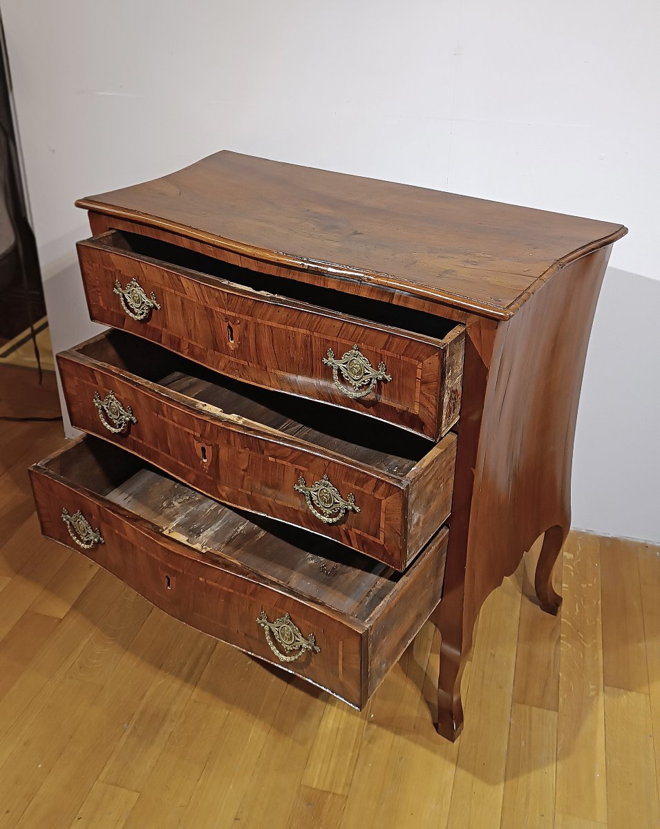 COMMODE EN NOYER LOUIS XV MILIEU DU 18ème SIÈCLE-photo-1