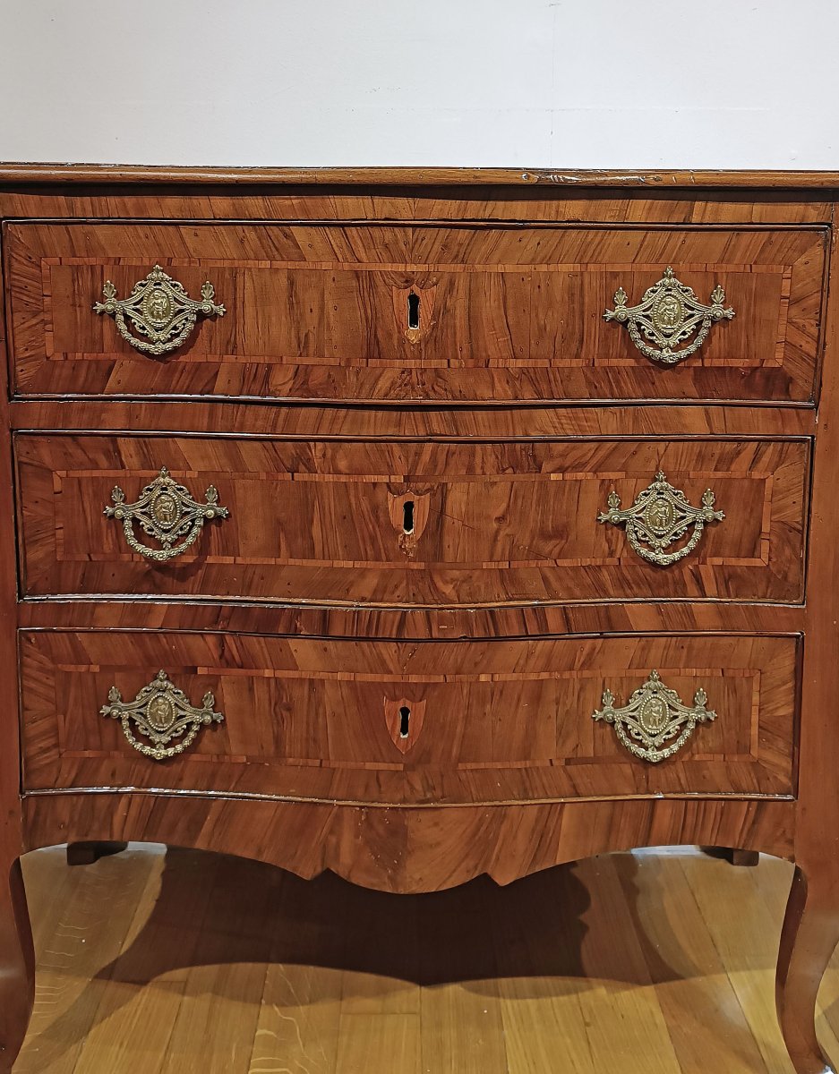 COMMODE EN NOYER LOUIS XV MILIEU DU 18ème SIÈCLE-photo-3