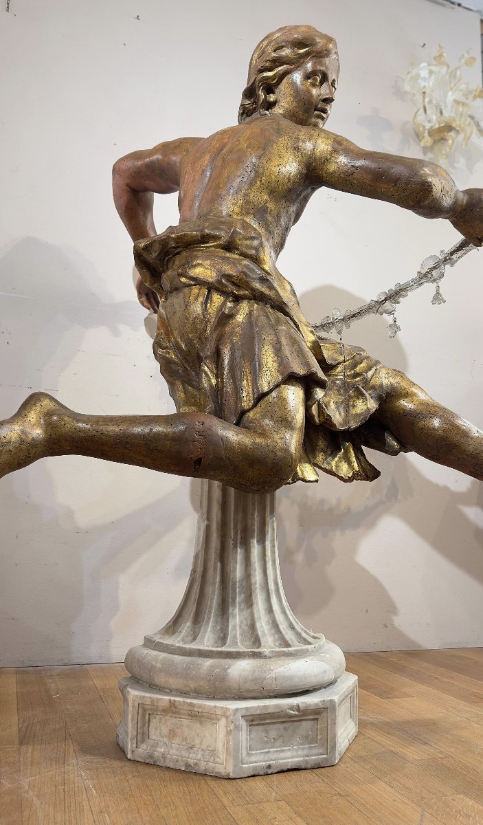 Mid-17th Century Gilded Wood Sculpture Of A Young Man -photo-5