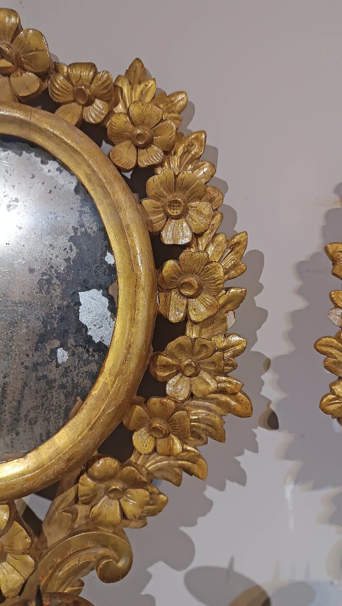 PAIRE DE PETITS MIROIRS DORÉS DU DÉBUT DU 19ème SIÈCLE-photo-1