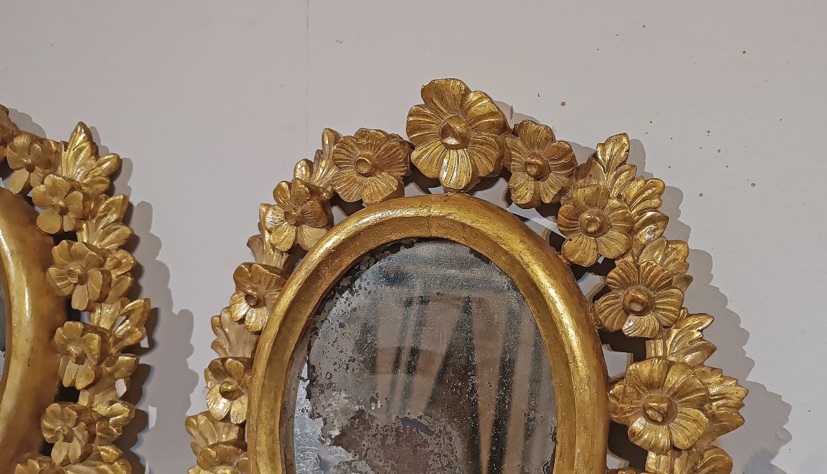 PAIRE DE PETITS MIROIRS DORÉS DU DÉBUT DU 19ème SIÈCLE-photo-2