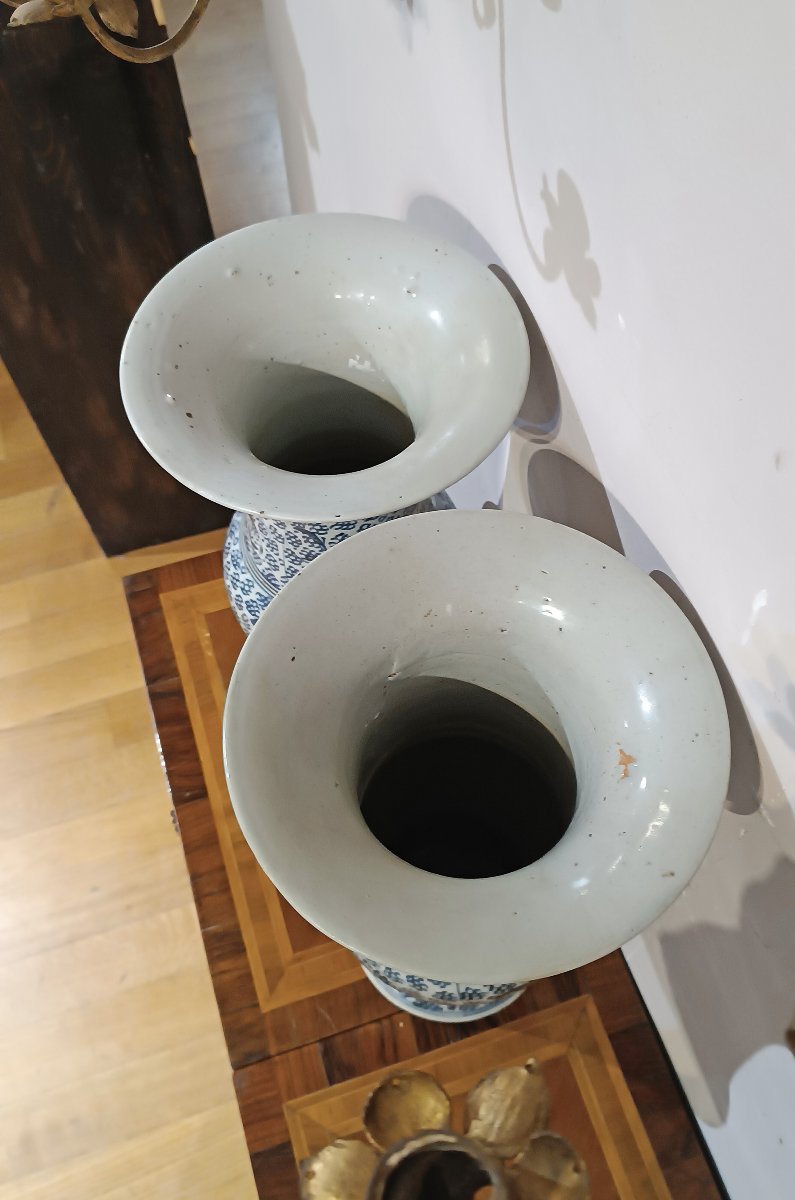 Late 19th-early 20th Century Pair Of Blue-decorated Ching Vases-photo-4
