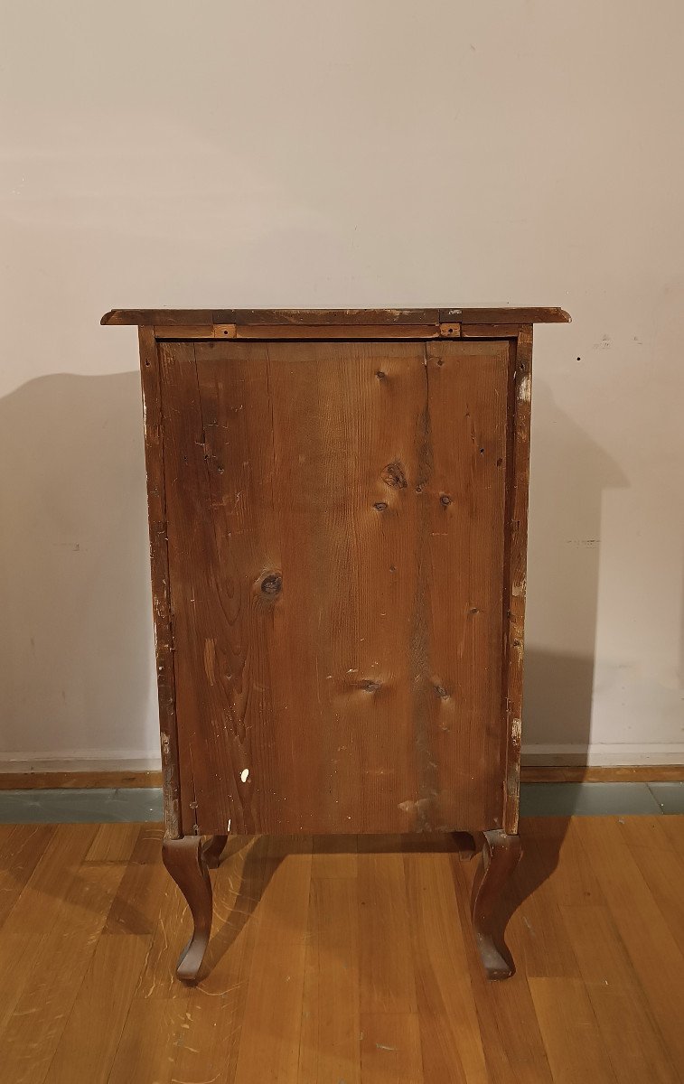  First Half Of The 19th Century Small Walnut Chest Of Drawers-photo-1