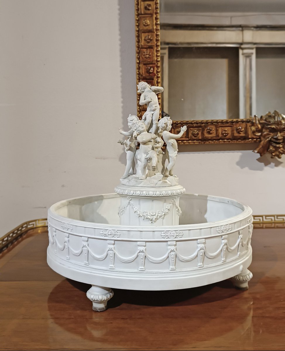 First Half Of The 19th Century Porcelain Biscuit Centerpiece-photo-2