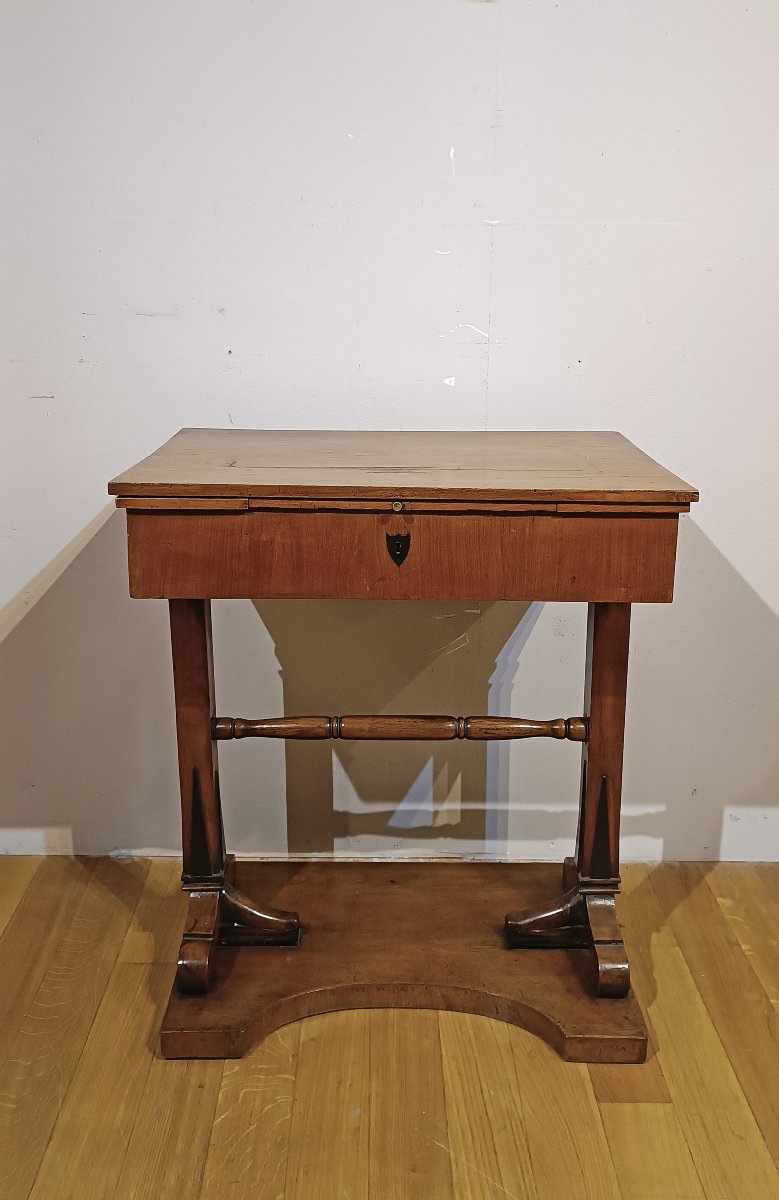 First Half Of The 19th Century Cherry Wood Coffee Table With Sliding Top-photo-1