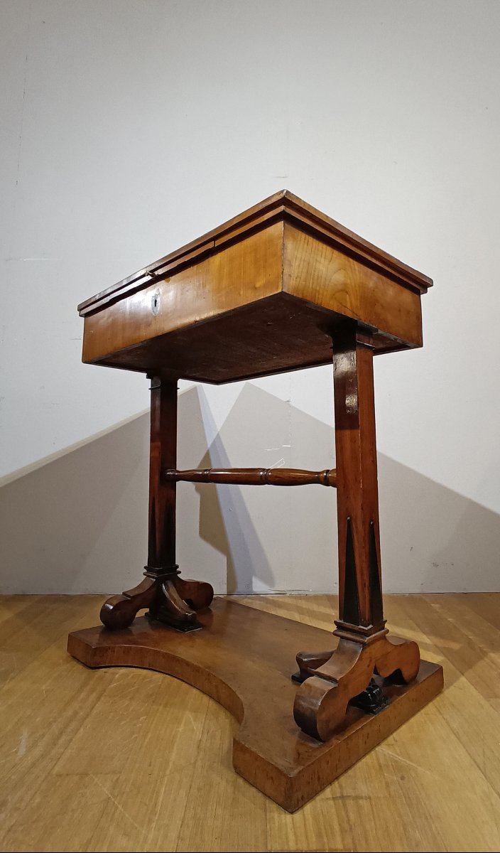 First Half Of The 19th Century Cherry Wood Coffee Table With Sliding Top-photo-7