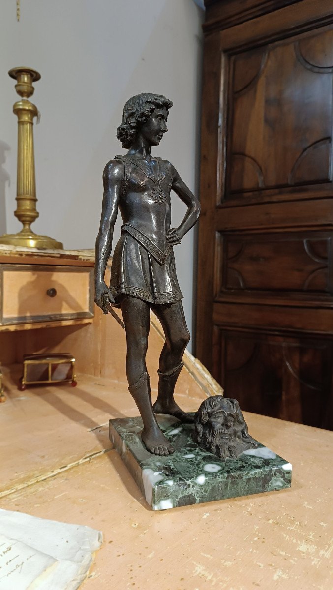 End Of The 19th Century Bronze Sculpture David And Goliath With Marble Base-photo-3