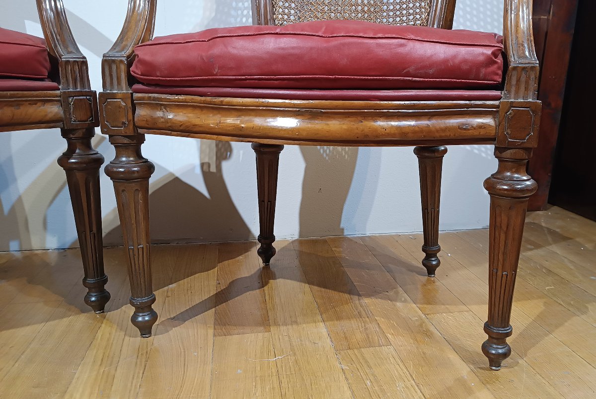 PAIRE DE FAUTEUILS NÉOCLASSIQUES FIN DU 18ème SIÈCLE-photo-2