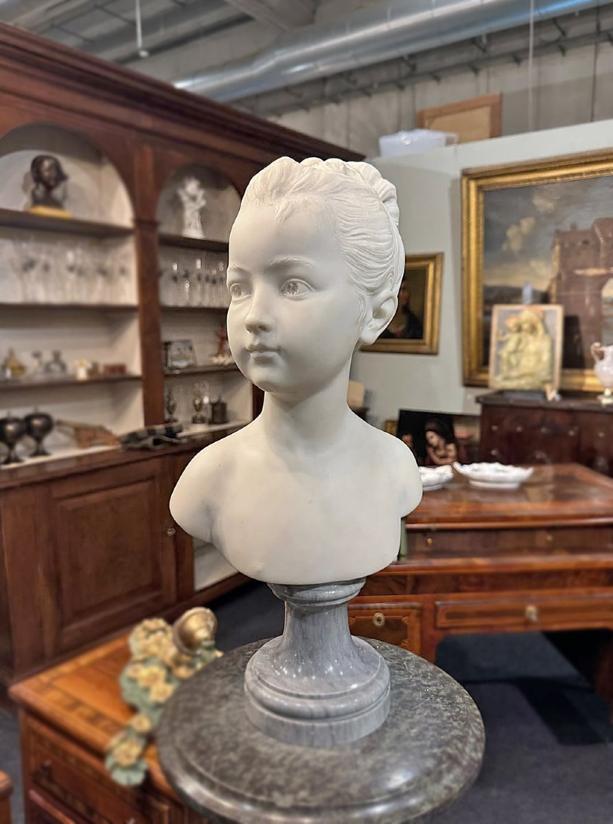 Early 19th Century Marble Bust Of A Young Woman-photo-3