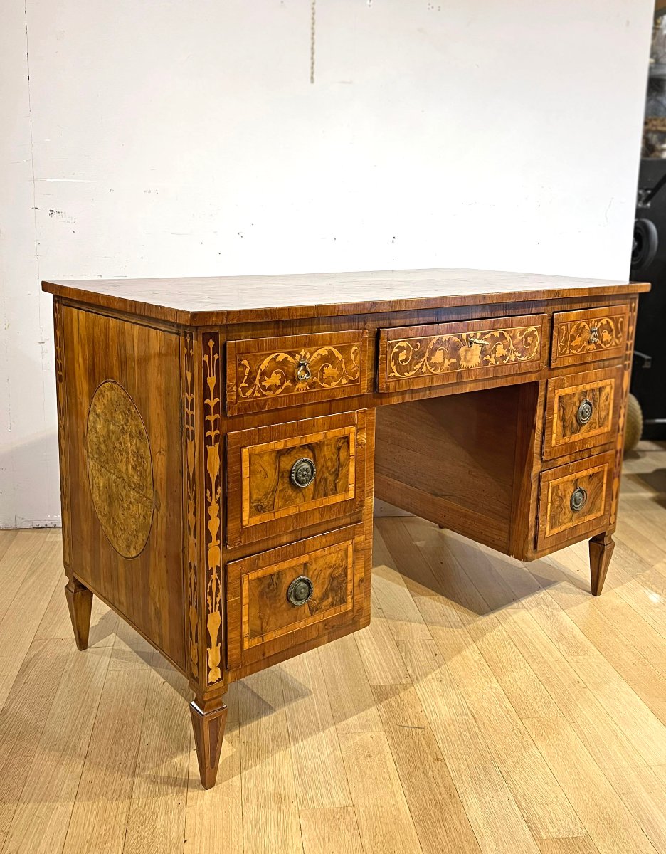 BUREAU MARQUETÉ LOUIS XVI SECONDE MOITIÉ DU 18ème SIÈCLE-photo-3