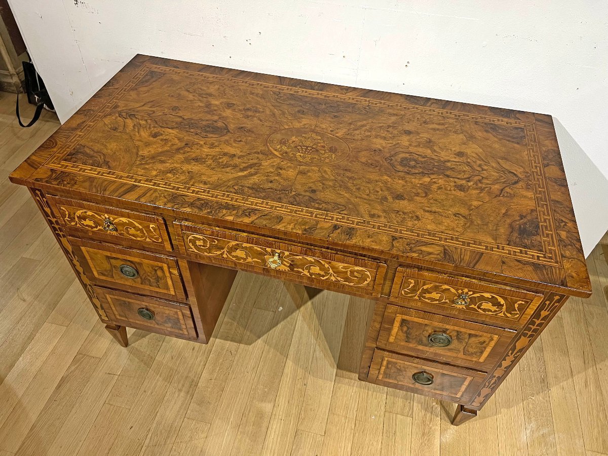BUREAU MARQUETÉ LOUIS XVI SECONDE MOITIÉ DU 18ème SIÈCLE-photo-2